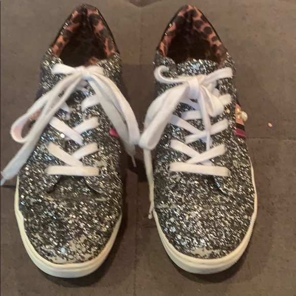 steve madden sparkle sneakers